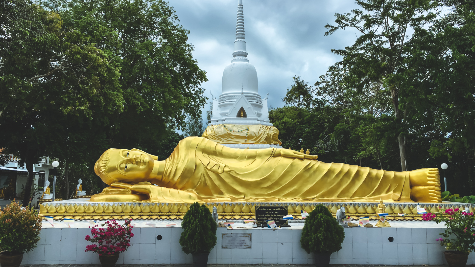 Lying Buddha Lying Buddha